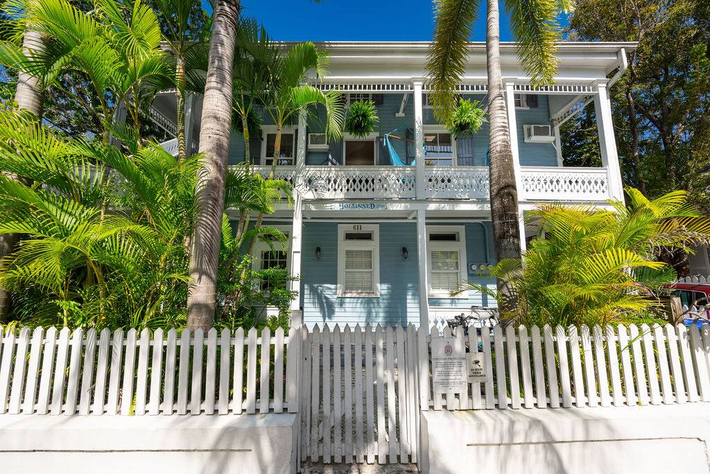 Coral Palms 1BR/King/Queen, Pool, block to Duval