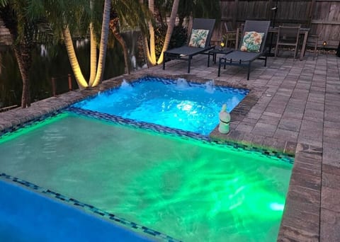 Heavenly Hot Tub {Bamboo Privacy Screen Available}