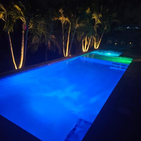 Large Saltwater {No Harsh Chemicals on Skin!} Swimming Pool & Hot Tub