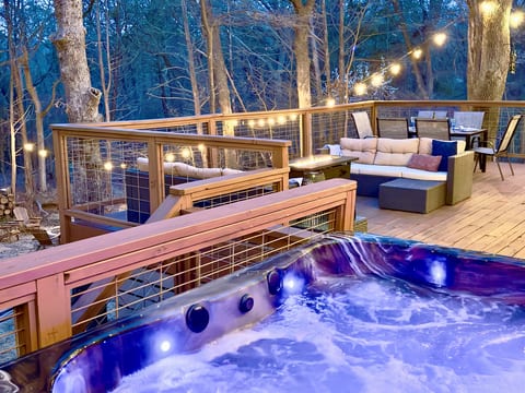 800 sf Deck | Fire Table | Outdoor Cooler | Private Hot Tub for 4 people with Speaker | Private Wooded Views | String Lights