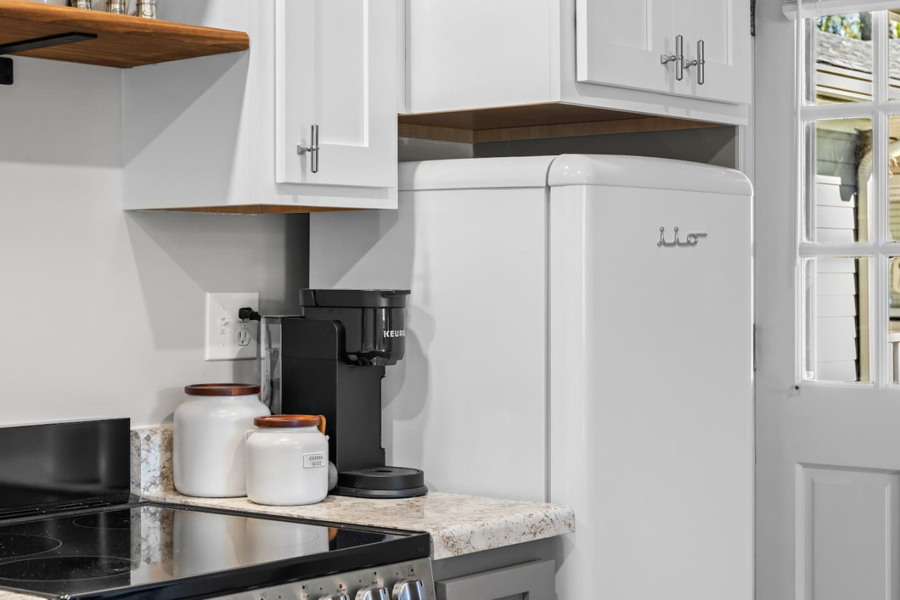 the-country-cottage-of-franklin-tn/