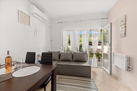 Apartments Rondine - Unit 376908-13