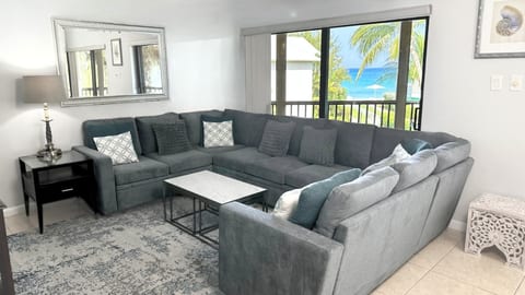 3-Bedroom Oceanview + Pool on Seven Mile Beach image 2