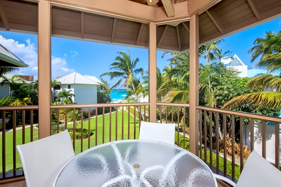 3-bedroom-oceanview-pool-on-seven-mile-beach/