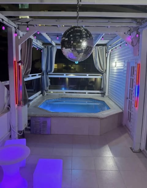 Double Luxury2 Private Jacuzzis