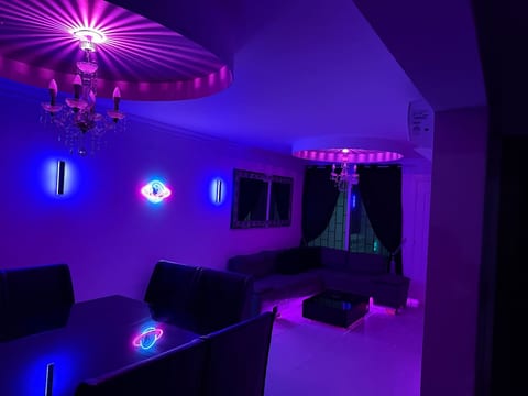 King’s PalacePrivate Heated Jacuzzi