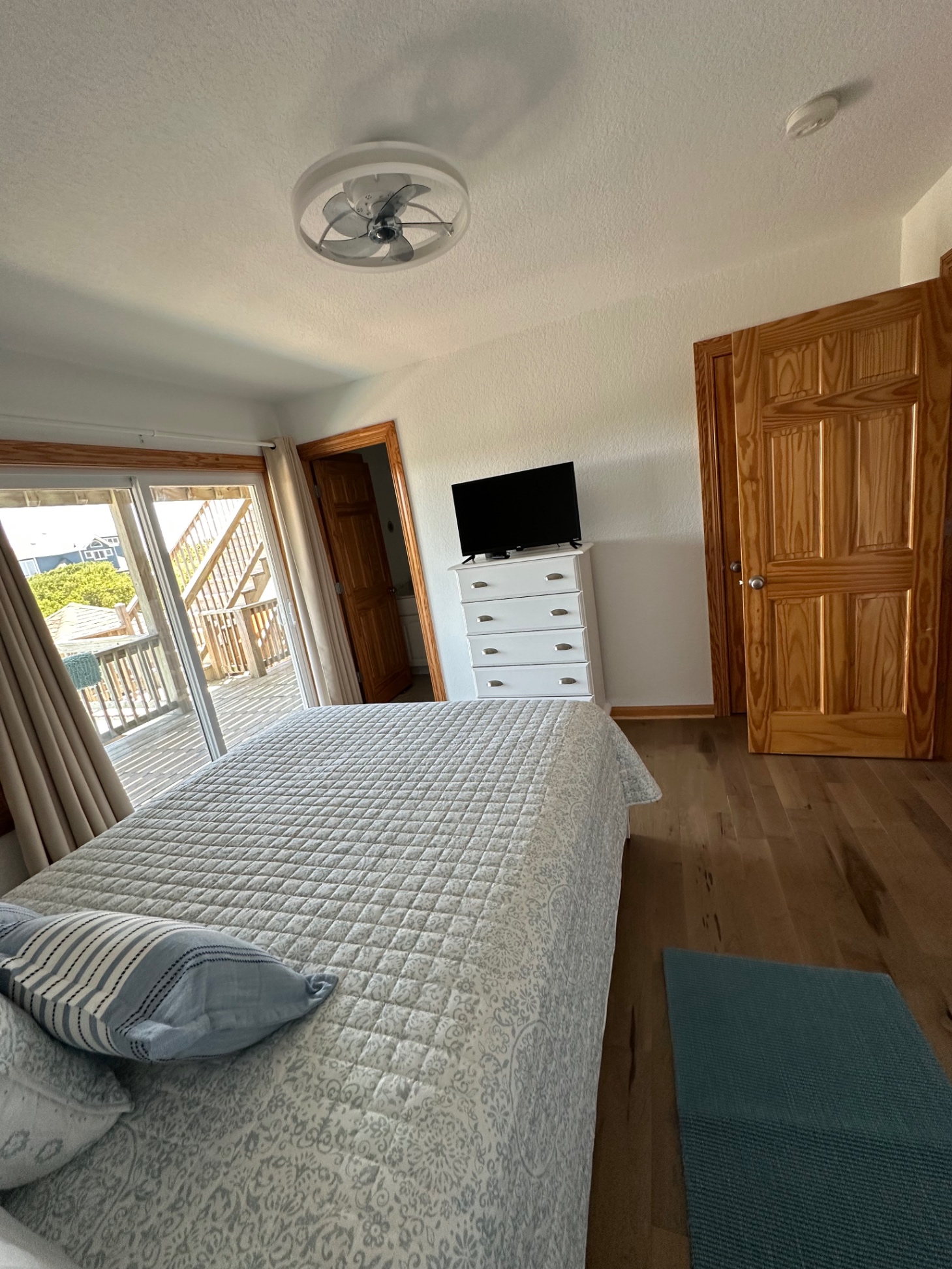 Pelican Rest II - North Carolina