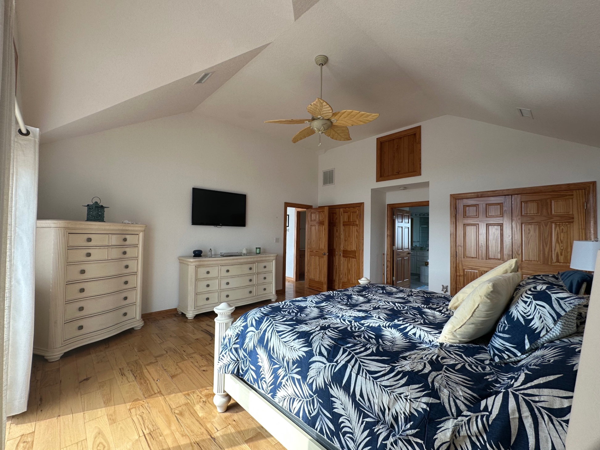 Pelican Rest II - North Carolina