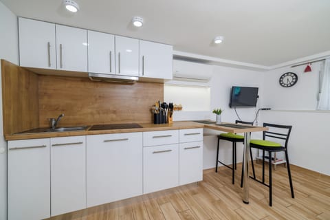 Apartments Jadro - Unit 376680-13