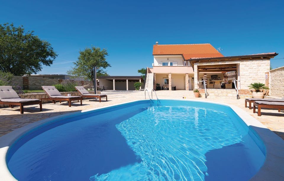 Villa Kristina - Unit 376873-13