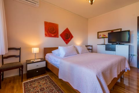 Apartments and Rooms Dotli - Unit 376934-13
