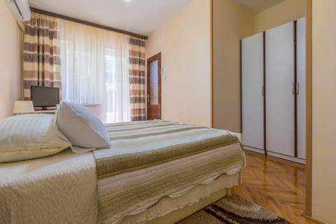 Apartments and Rooms Dotli - Unit 376936-13