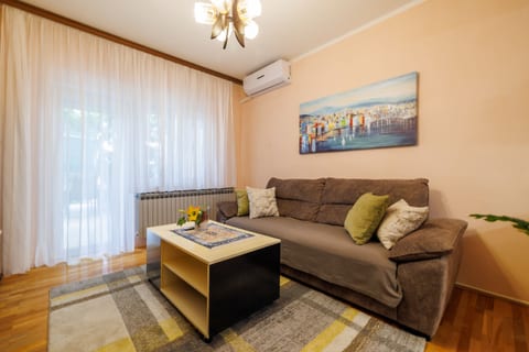 Apartments and Rooms Dotli - Unit 376940-13