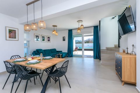Villa Klara - Unit 376949-13