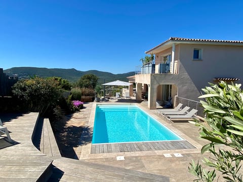 Villa Caramontinu SERENA with views,  comfort near beach