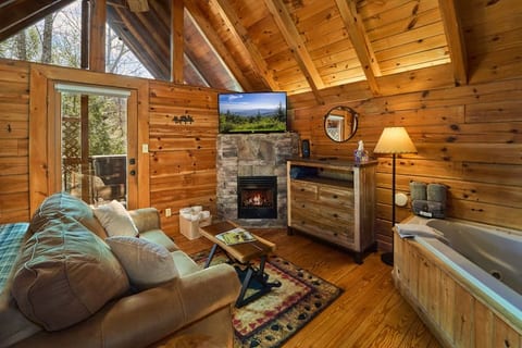 Hoot Owl Retreat - Gatlinburg, TN