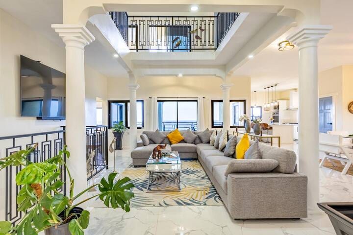Adina View - Boscobel Drive
