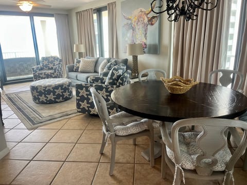 Cajun Beach Retreat -Summer House 706A