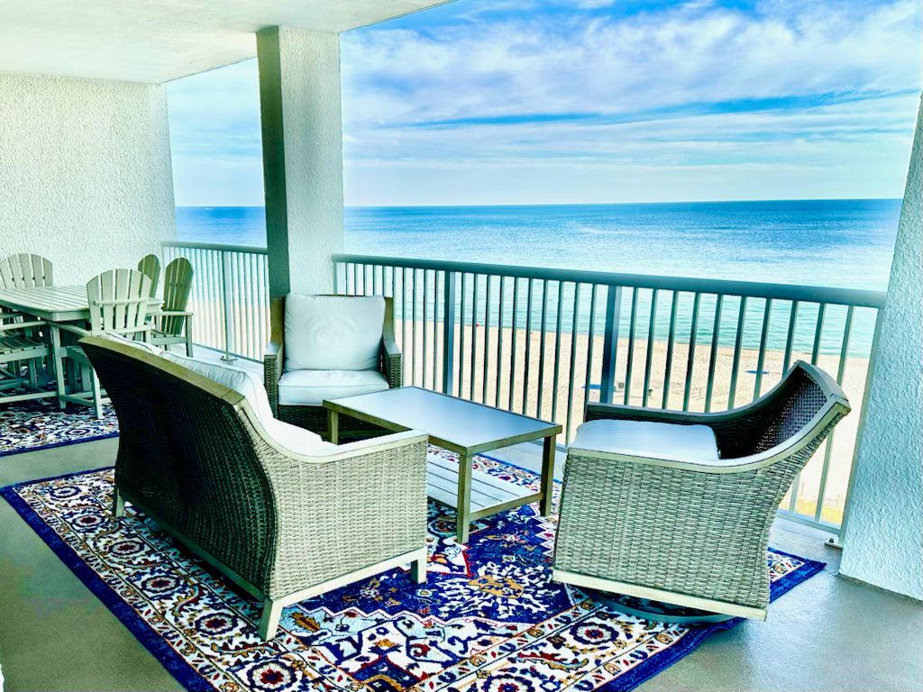 Idyllic balcony views!