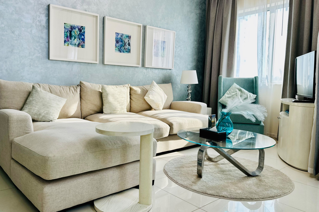 vserve-1-br-iconic-burj-khalifa-full-view!/