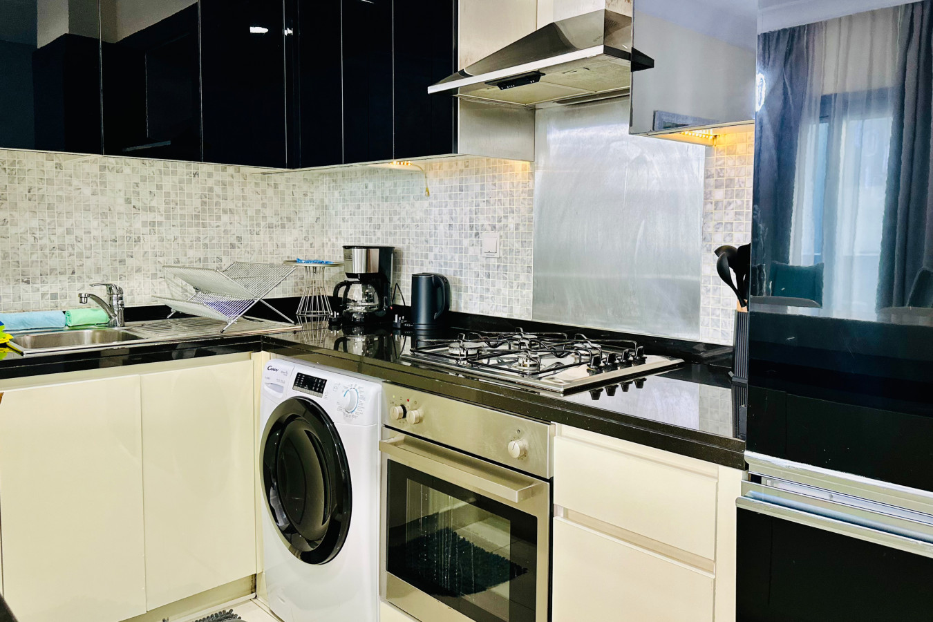 vserve-1-br-iconic-burj-khalifa-full-view!/