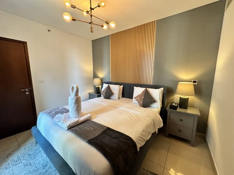 Vserve - 1 BR Spacious Majestic Burj Khalifa view