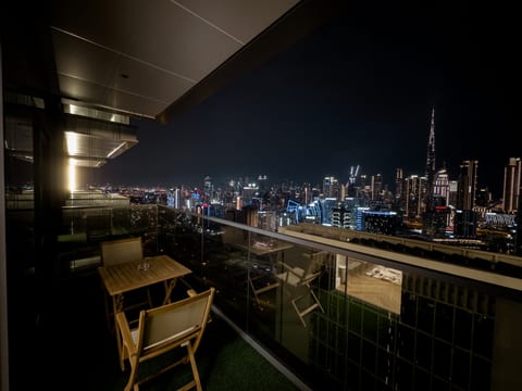 Vserve Elevate Your Stay with Stunning Skyline Views