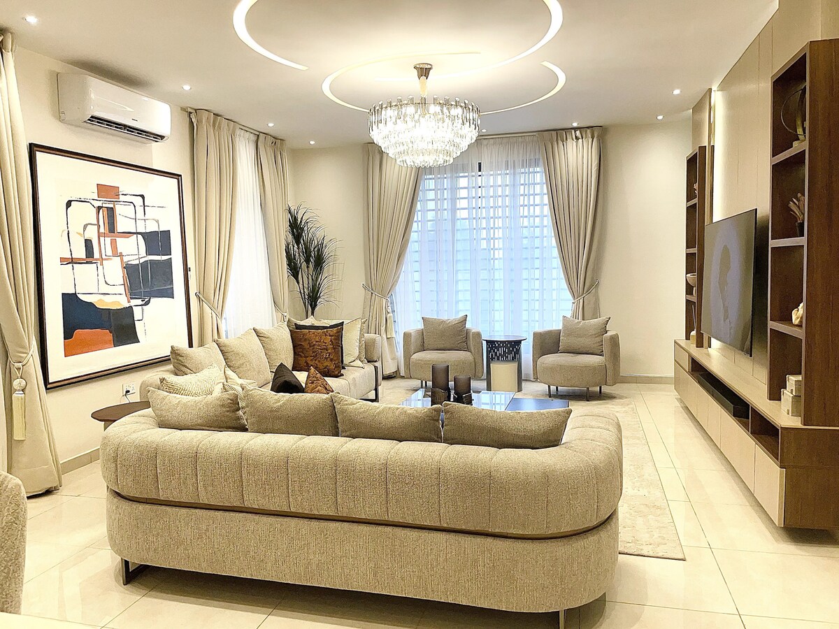 ET Luxe Abode, Prvt Pool, Starlink WiFi, Gen, W/D image 5