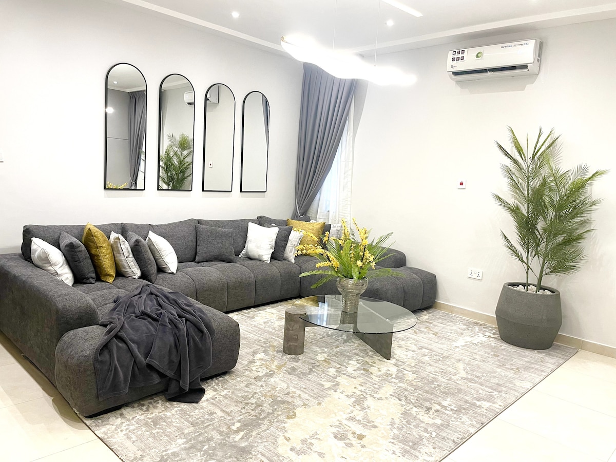 Cozy family room on the second floor