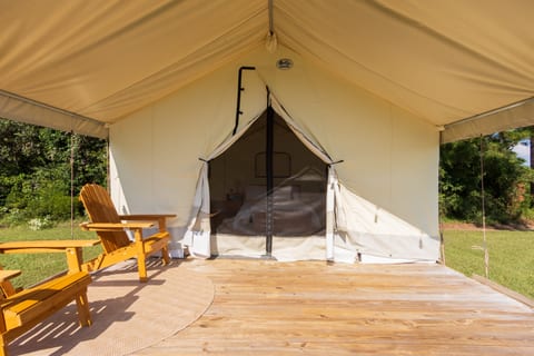 Khushatta Hills Ranch - Glamping #3 - Aunt B