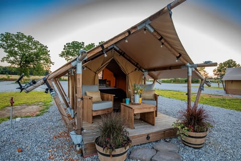 Roaring River - Adventure Tent #15 - Queen