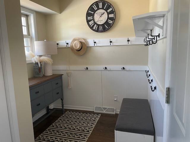 boho-farmhouse-huge-backyard-charter-hill-retreat/