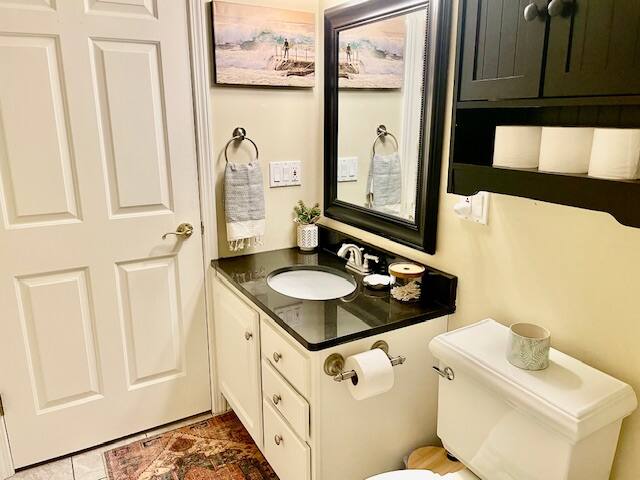 boho-farmhouse-huge-backyard-charter-hill-retreat/