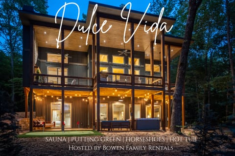 1,000 sq ft of outdoor entertaining space