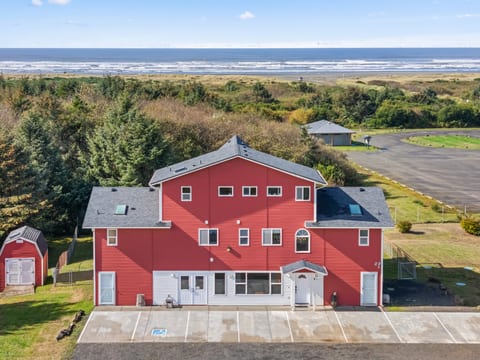 Miramar Beach House and Retreat Center