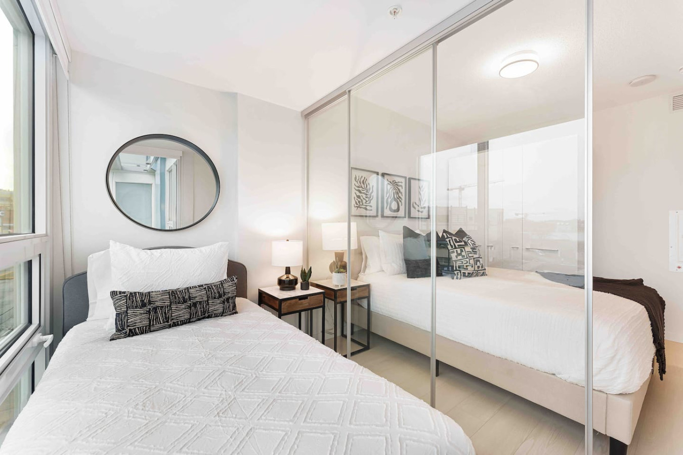 stylish-and-modern-2-beds-acandpark/