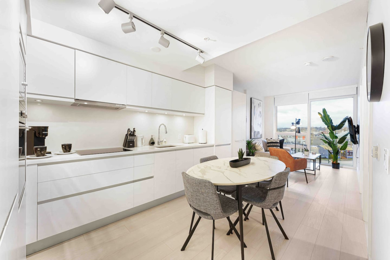 stylish-and-modern-2-beds-acandpark/