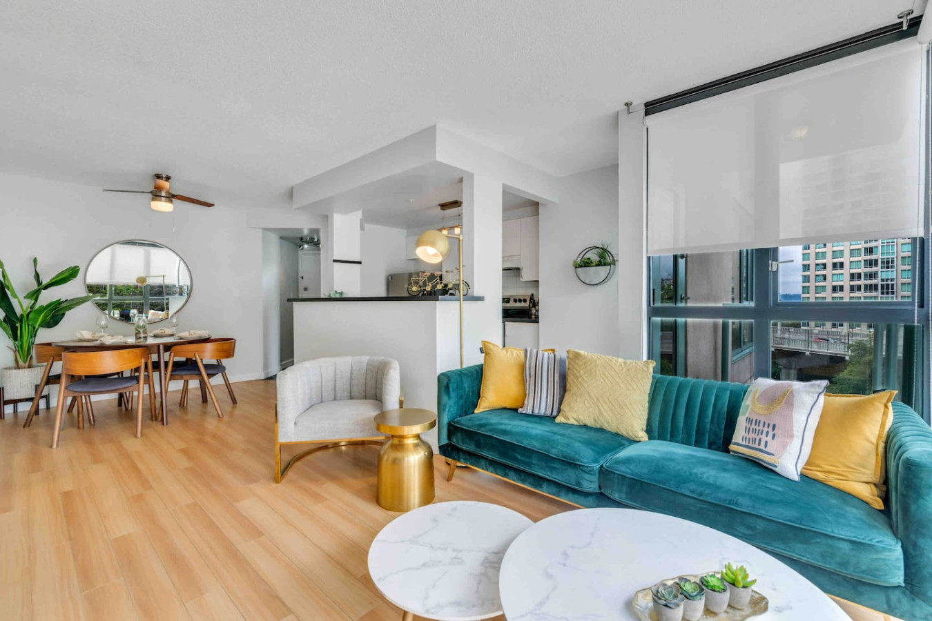 *special-price*steps2seawall-2bd2bth-freeparkandac/