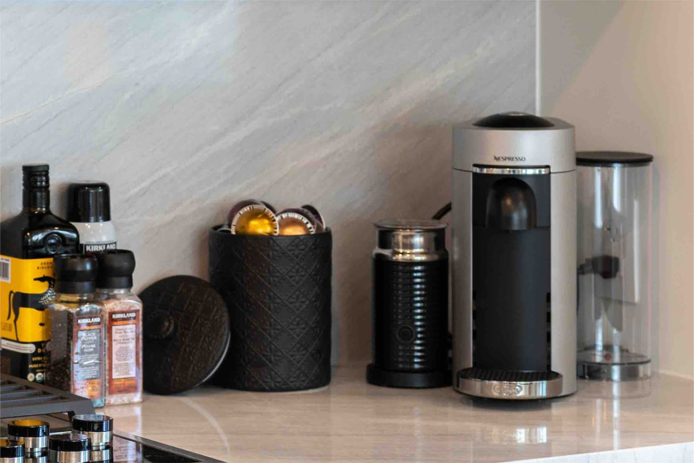 prime-luxury-2bdrm-patio-woceanview-2-parking/