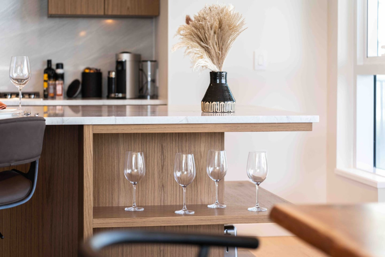 prime-luxury-2bdrm-patio-woceanview-2-parking/