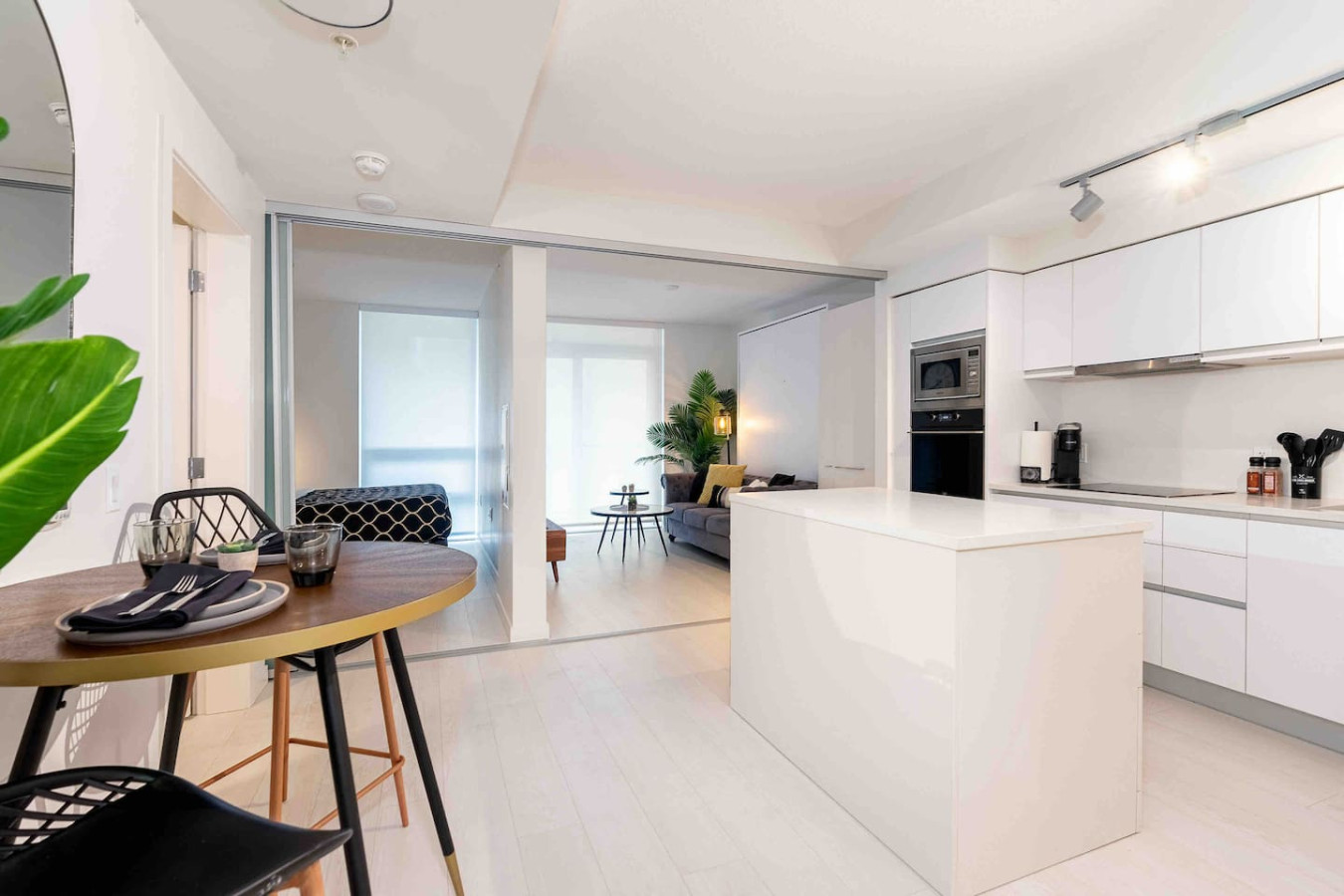 modernandstylish-2bed-gymandparking/