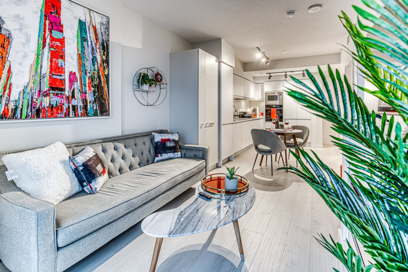 stunningly-stylish-ac-and-fireplace-wparking/