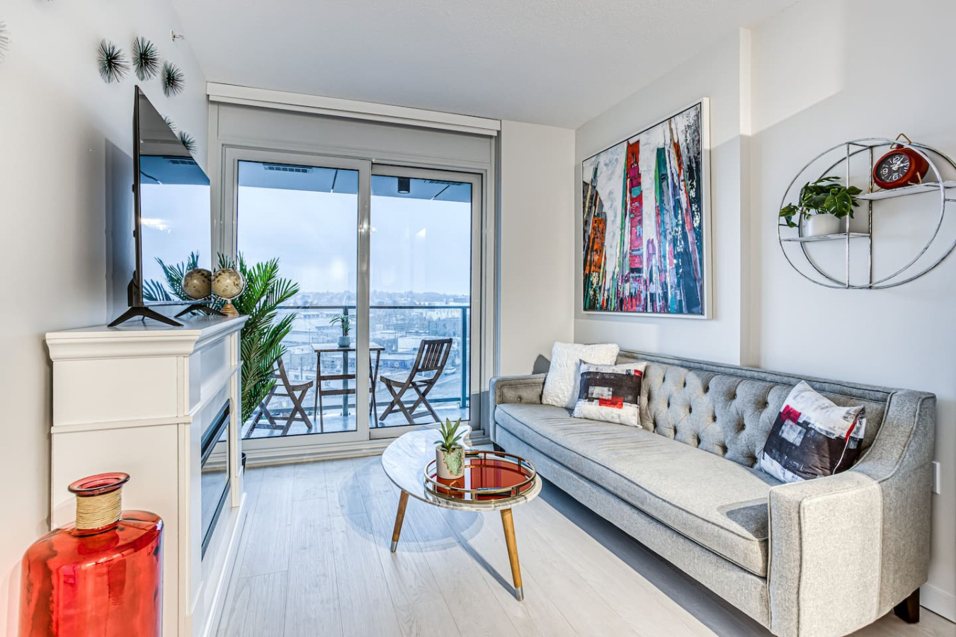 stunningly-stylish-ac-and-fireplace-wparking/