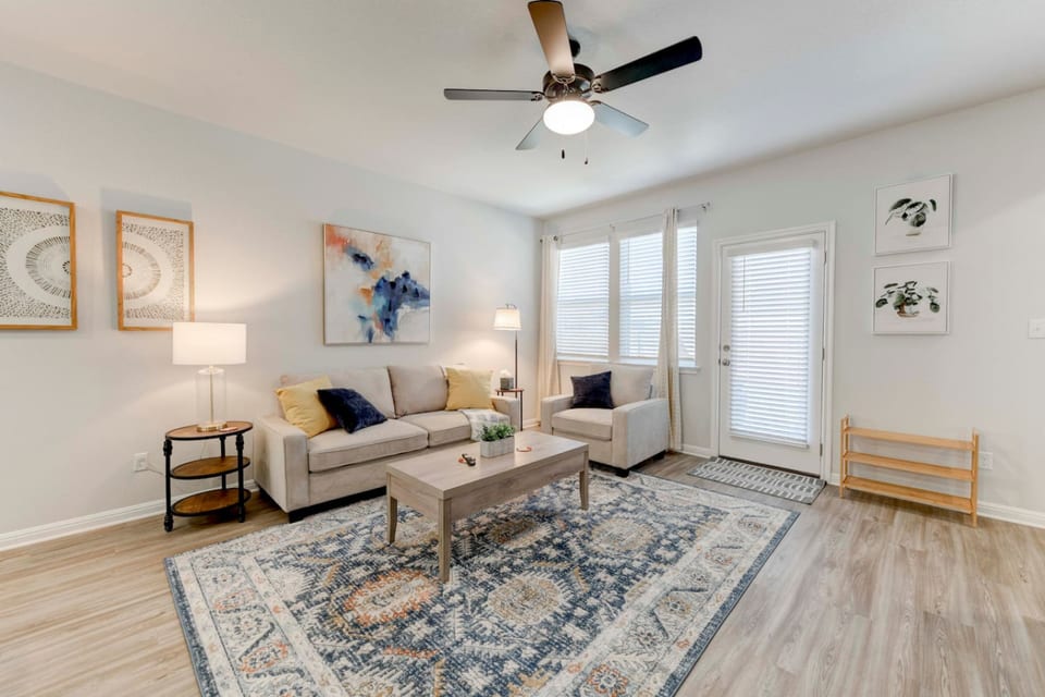 Round Round Temporary Housing - Round Rock