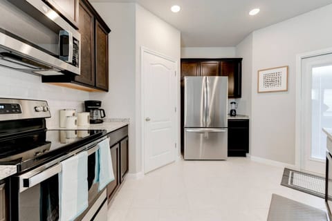 Spacious Gateway in Jarrell