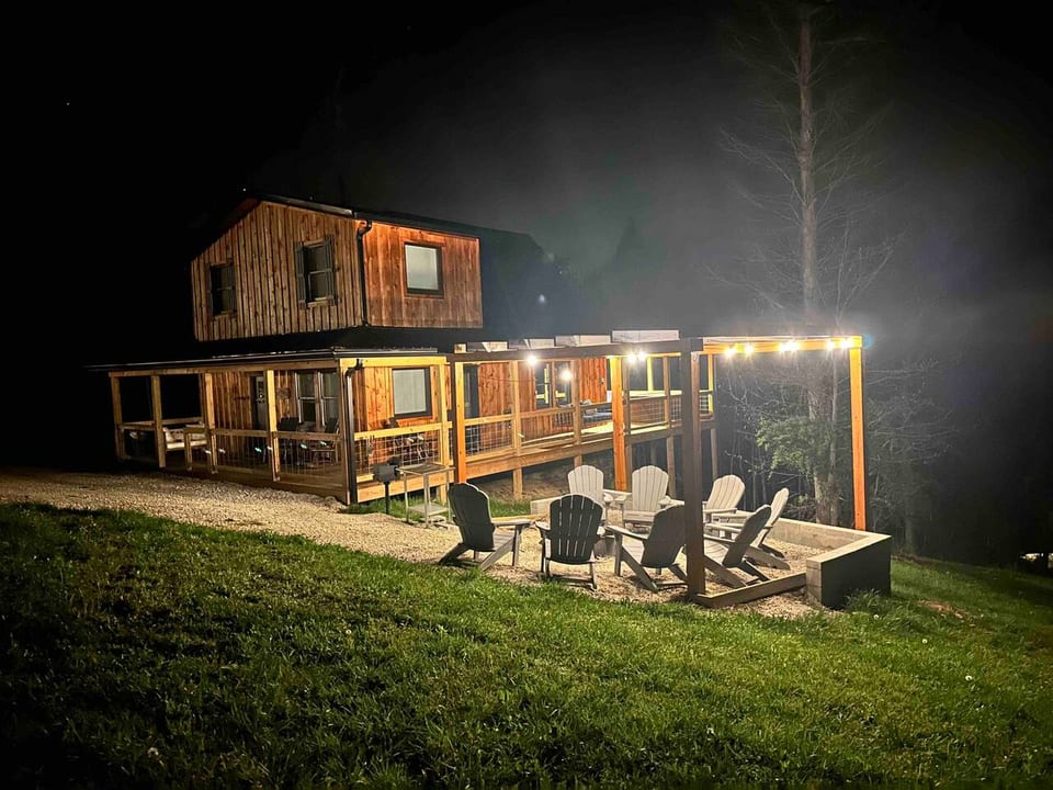Imagine Star gazing under this Pergola. 
Added April of 23'.