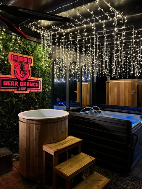 Hot tub, cold plunge and sauna for exclusive use by the Adult-Only treetop cottage guests. 
