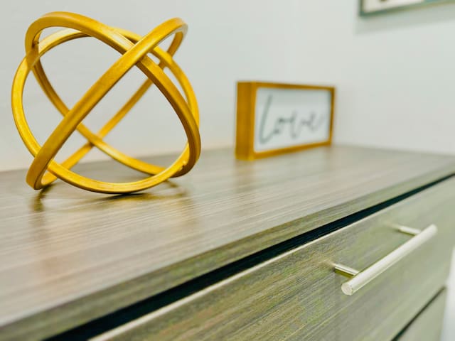 Modern Poolside 1BR/1BA. Near beach - Wilton Manors