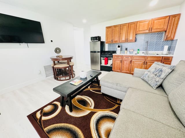 Cozy and Peaceful 1BR/1BA; Pool; Near Beach - Wilton Manors