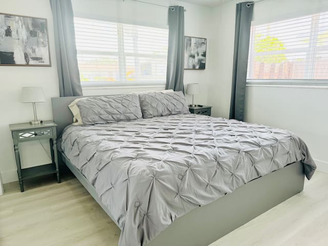 Cozy and Peaceful 1BR/1BA; Pool; Near Beach - Wilton Manors